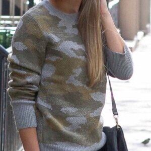BANANA REPUBLIC Olive Camo Sweater